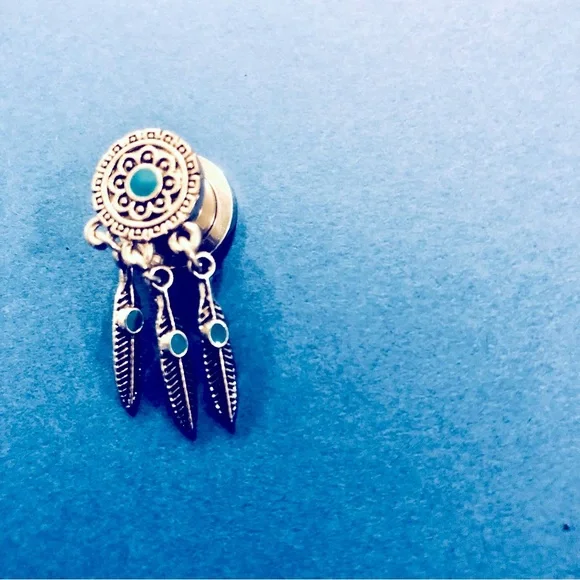 Flower & Some Dangle - Picture 6 of 7